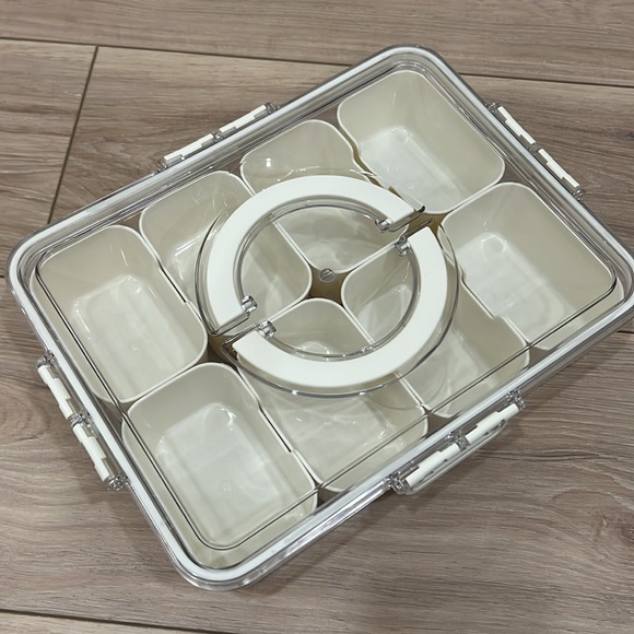 Snackle Box - Picture 1 of 8